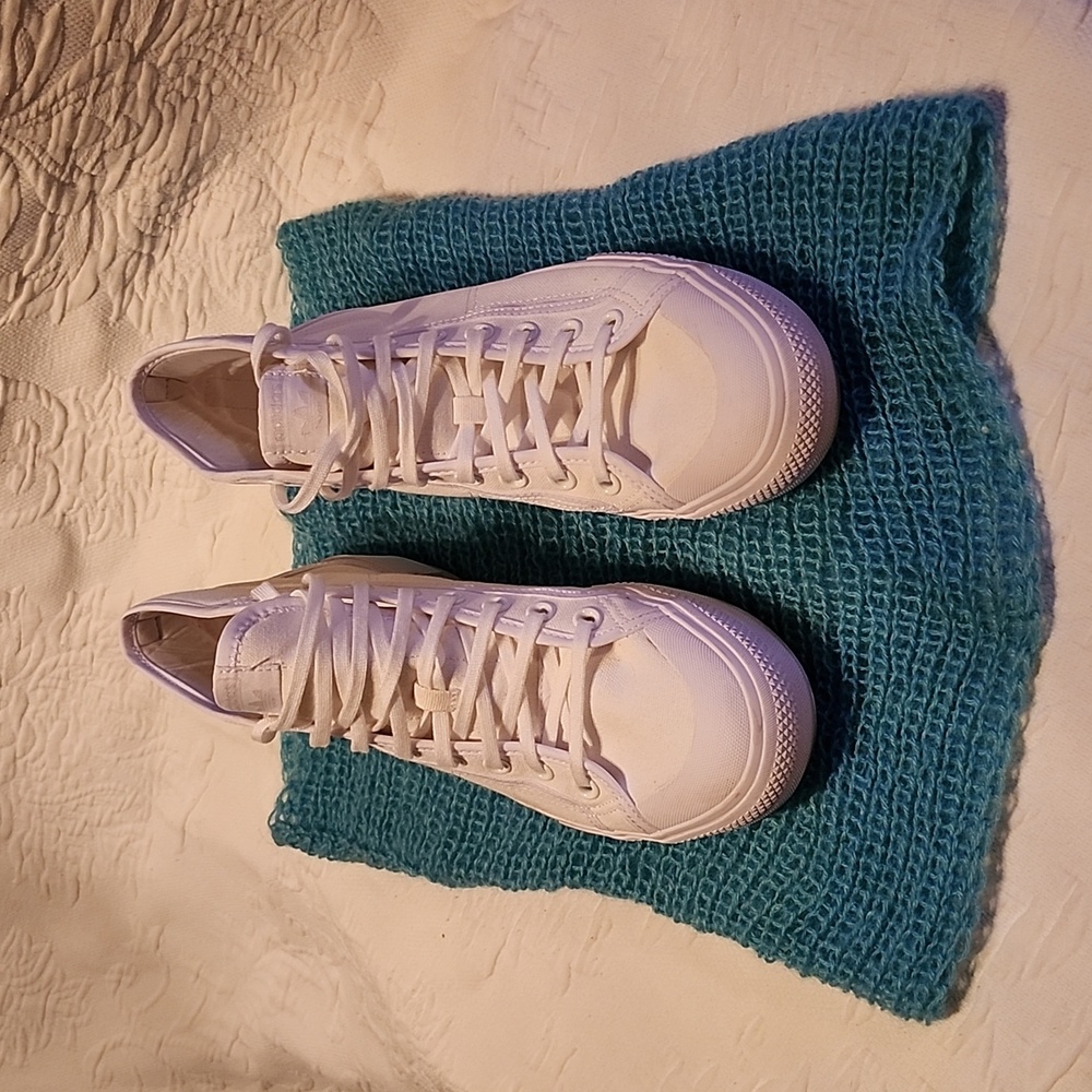 Adidas Nizza Trek Sneaker boots white canvas  high top laceups